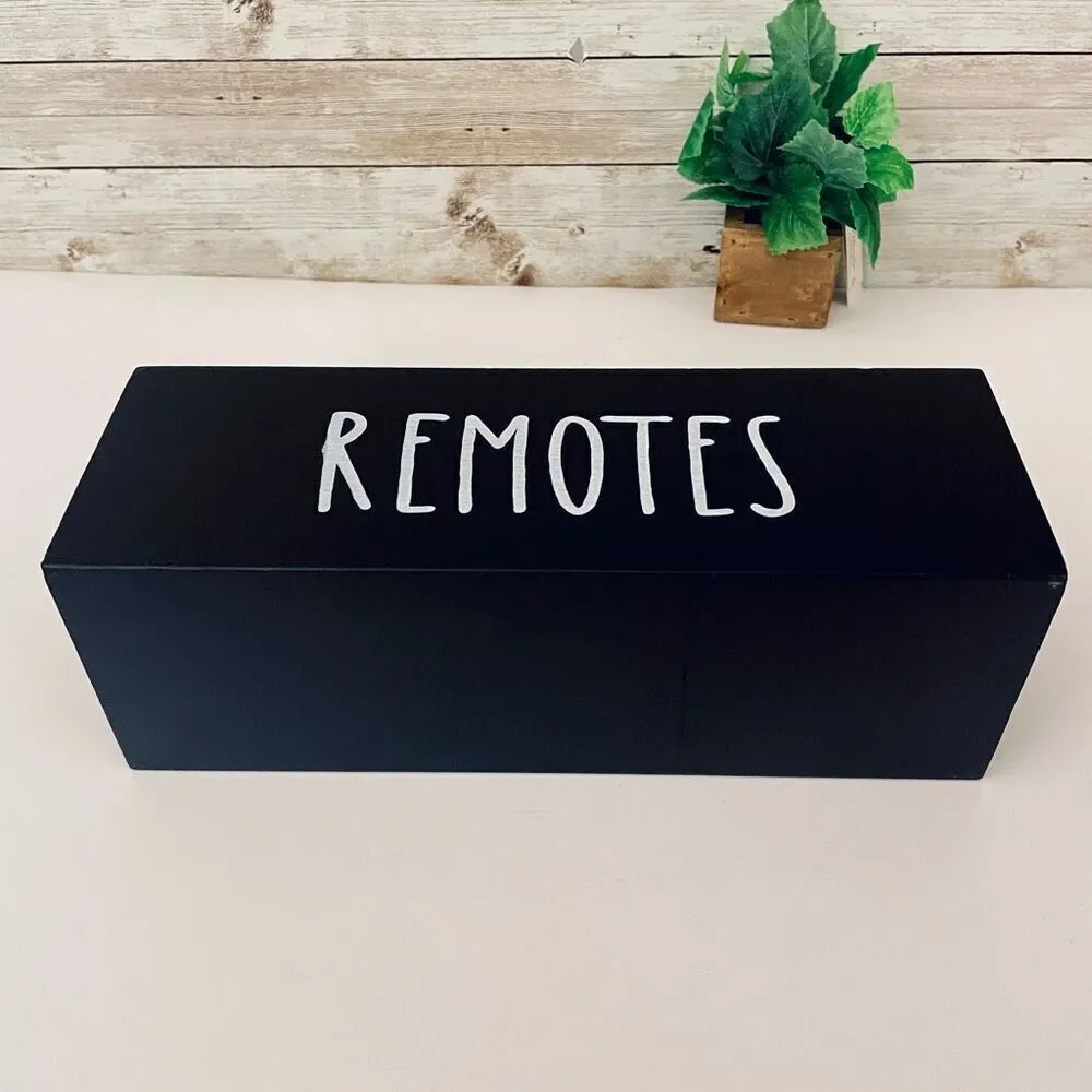 NWT Gorgeous Black Pine Wood Remotes Graphic 3 Slots Minimalist Organizer Holder